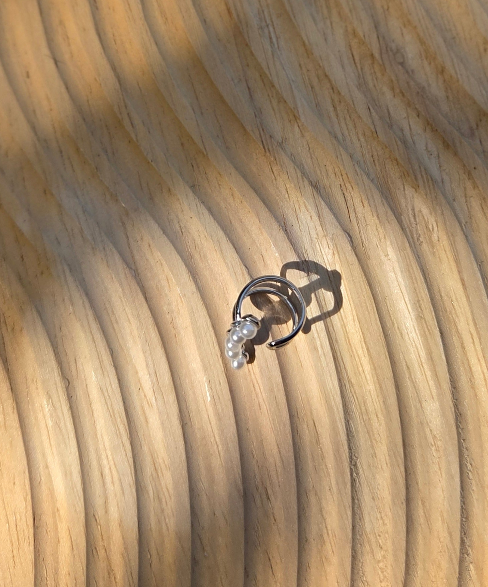 Pear Hug Silver