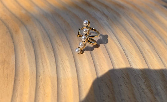 Pear Hug Gold